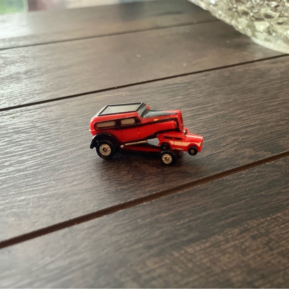 Vintage Micro Machines Ford ‘32 Chopped Custom Insides w/mini Black & Red 1989 - Picture 11 of 11